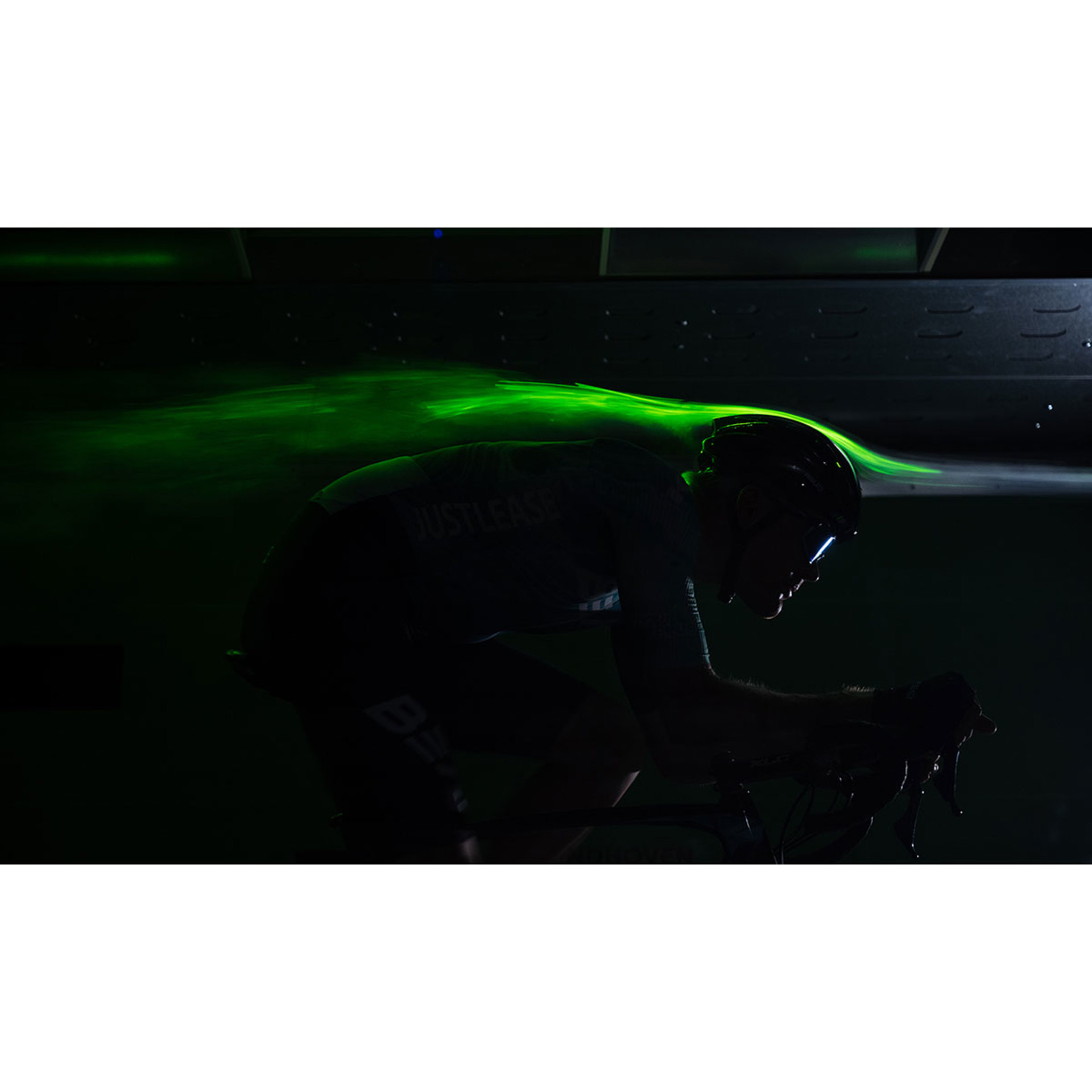 AGU Transsonic MIPS Race Fietshelm Zwart