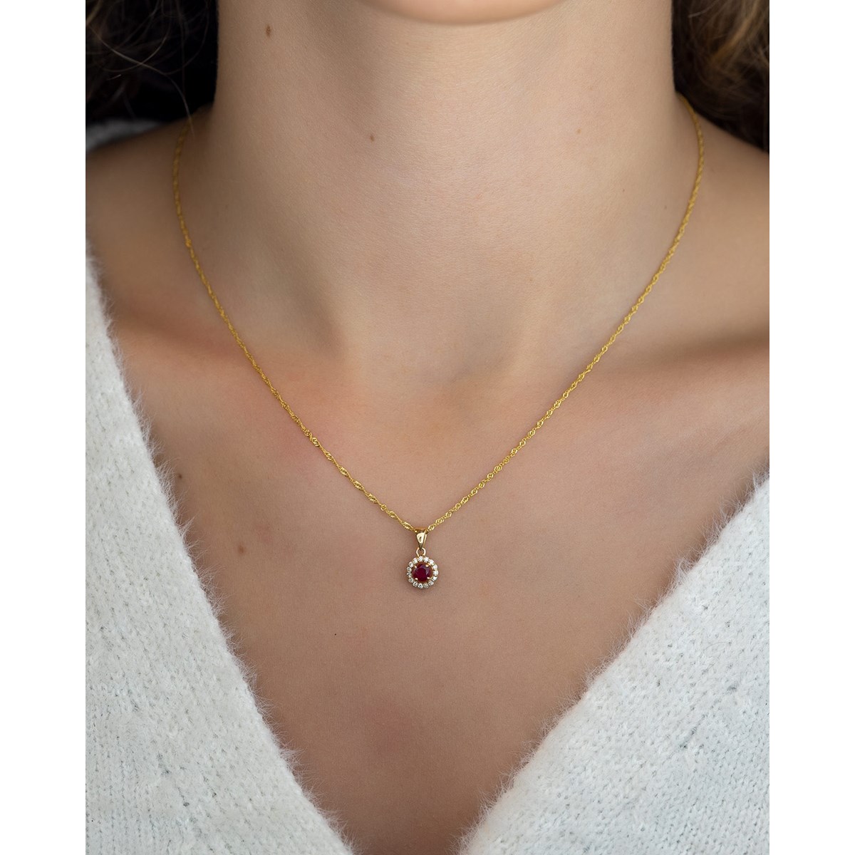 Collier Pendentif Or 585 Jaune Rubis et Diamants Chaine Or 585 incluse 0.56grs