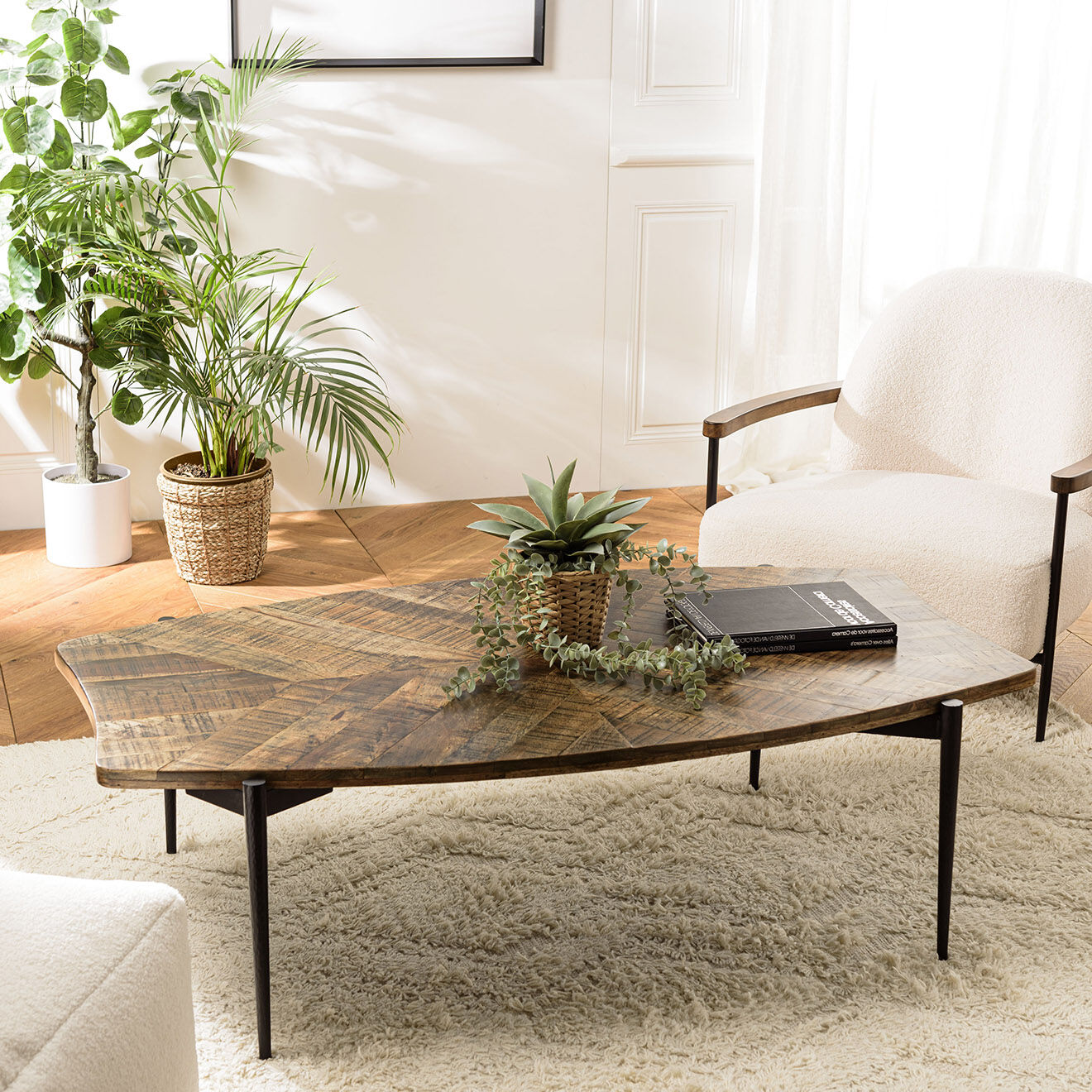 Macabane Table basse bords concaves en bois recyclé Kiara bois - 135x78x40 cm