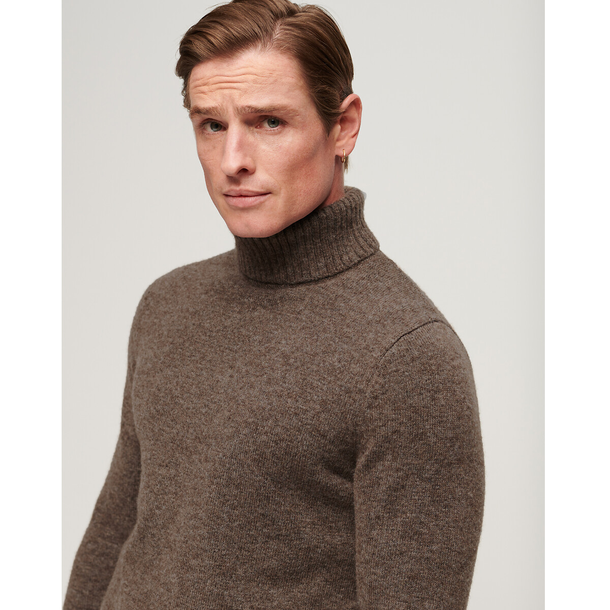 SUPERDRY<br>Suéter com gola alta