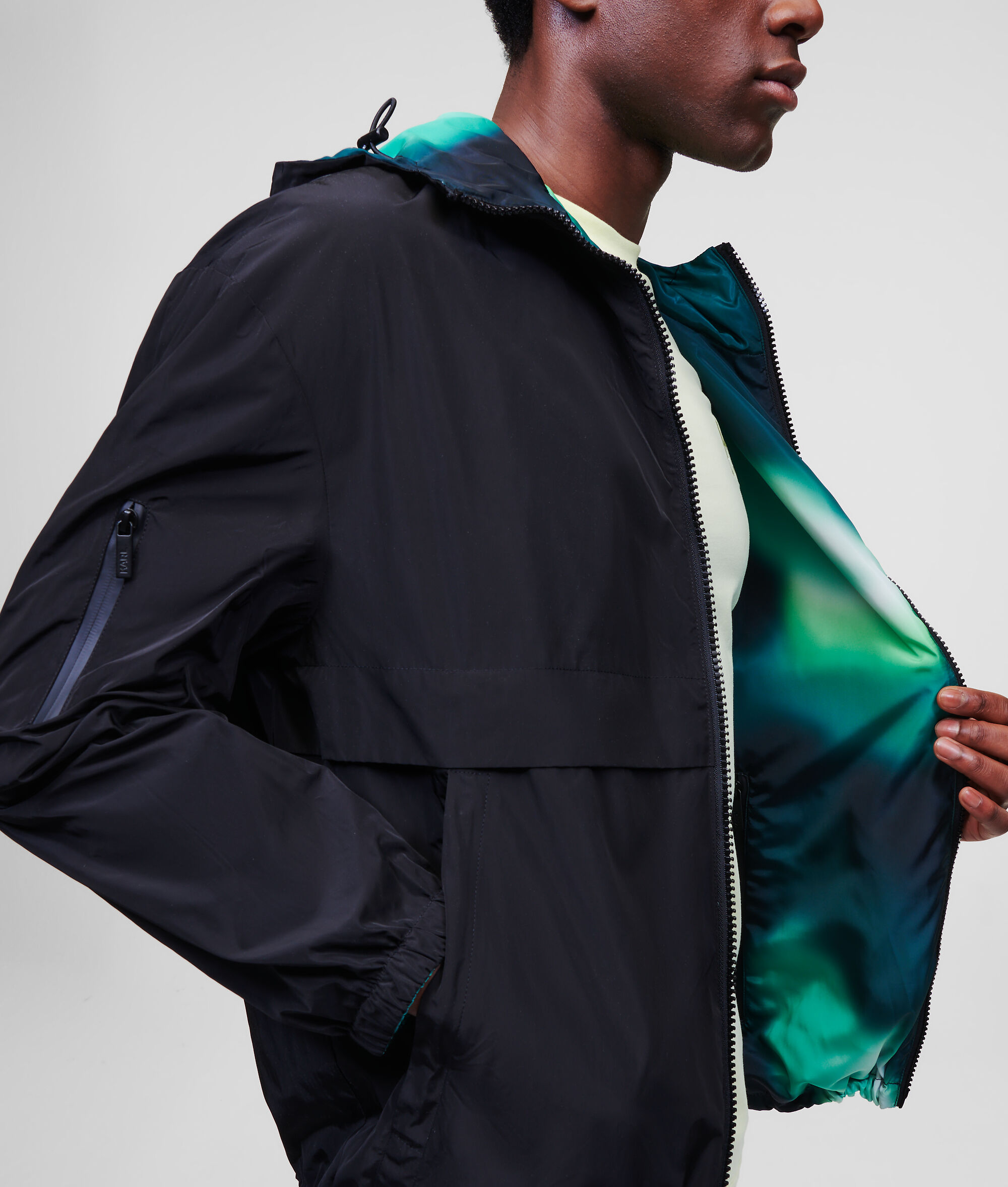 Veste à capuche réversible