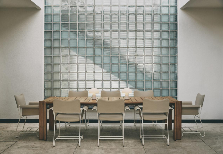 Gubi Atmosfera tuintafel 209x105
