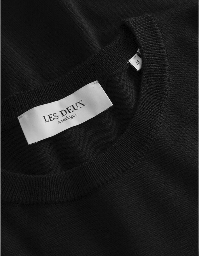 Les Deux Greyson Merino Knit Sort