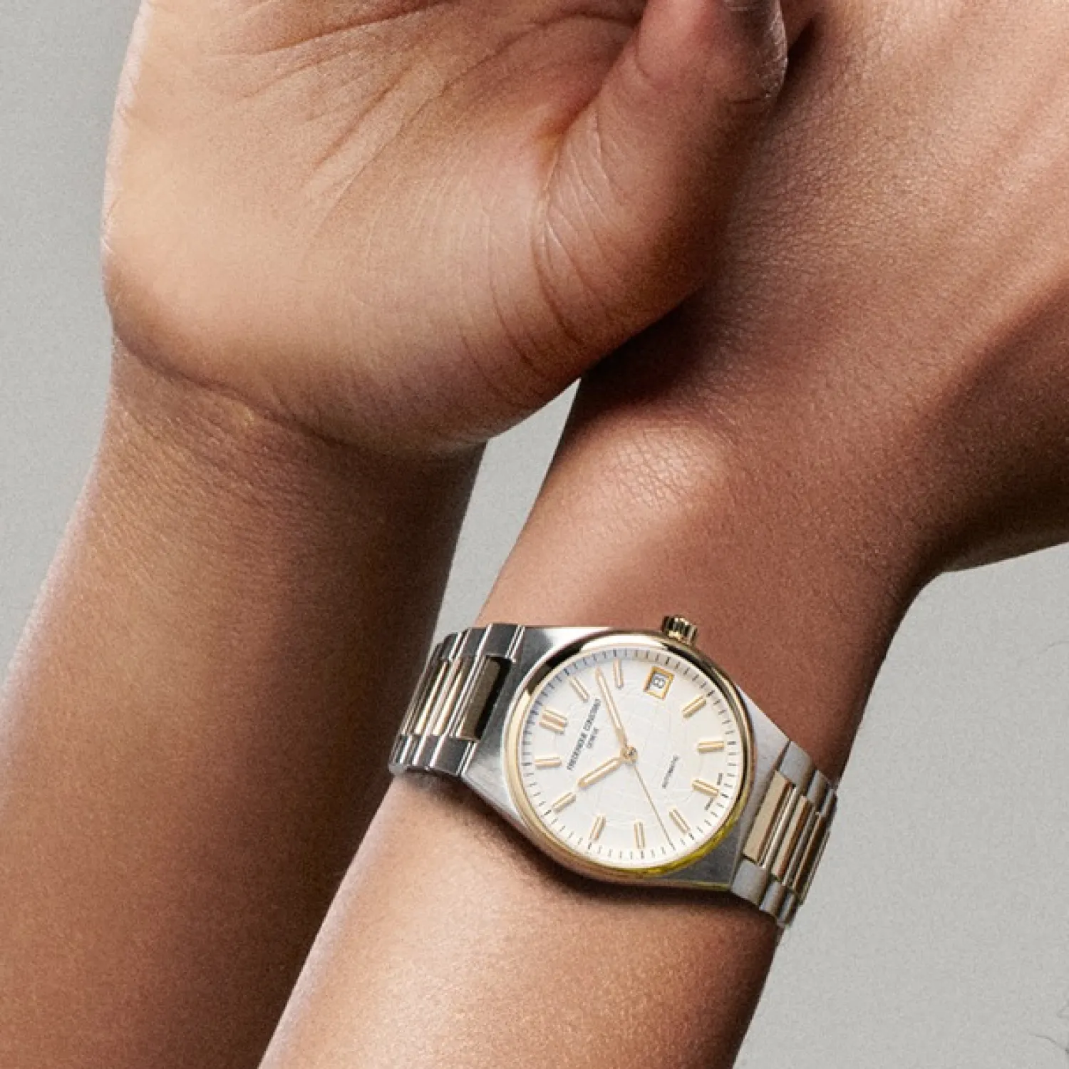 Frederique Constant Highlife Ladies FC-303V2NH3B