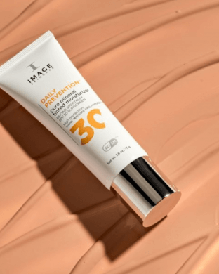 DAILY PREVENTION Pure Mineral Tinted Moisturizer SPF 30