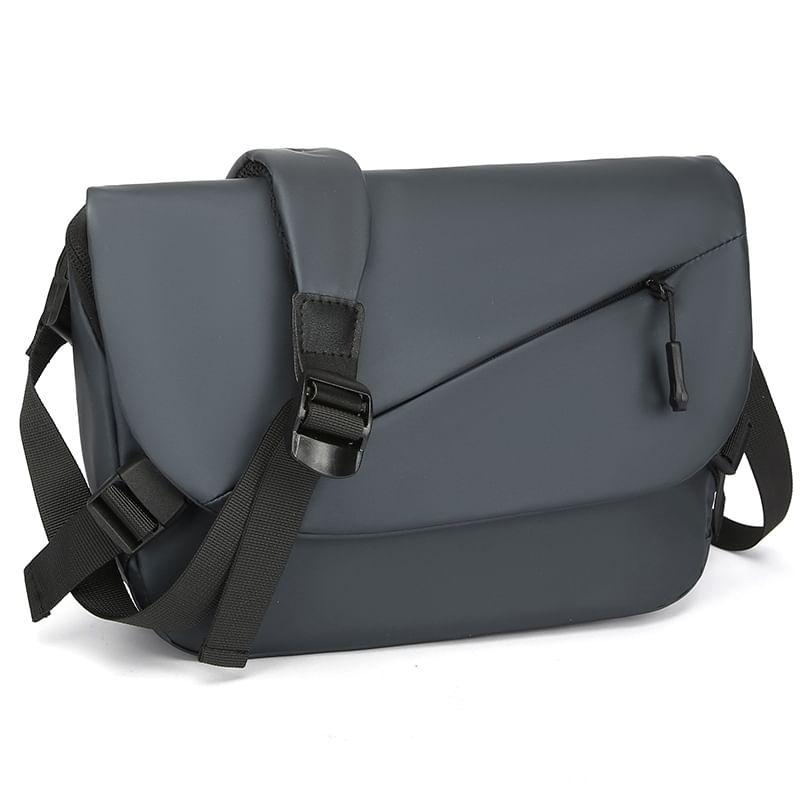 Golden Kelly - Flap Messenger Bag