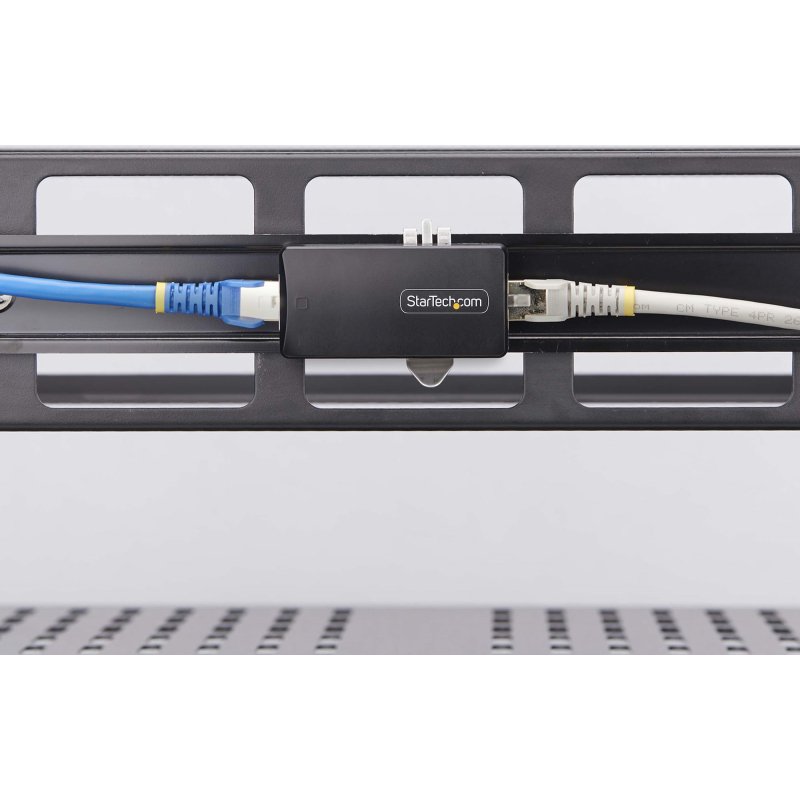 StarTech.com Séparateur de Réseau Gigabit à 1 Port, Coupleur Ethernet RJ45 Compact en Ligne avec Isolation Galvanique 4kV, IP40, Isolateur de Réseau, Montable sur Rail DIN, Conforme TAA