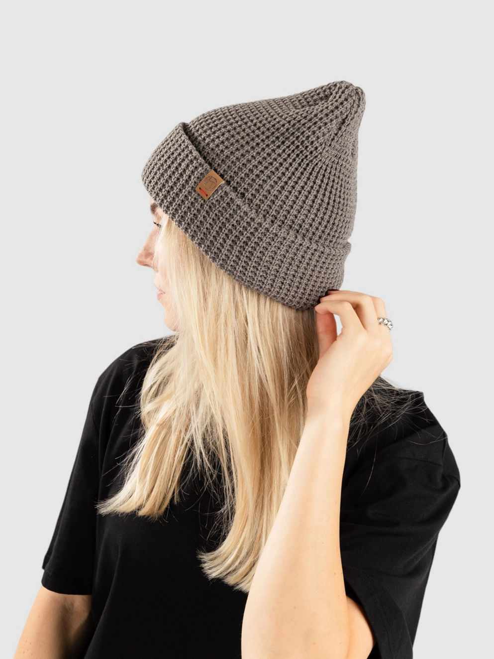 Kazane Alder Beanie charcoal gray