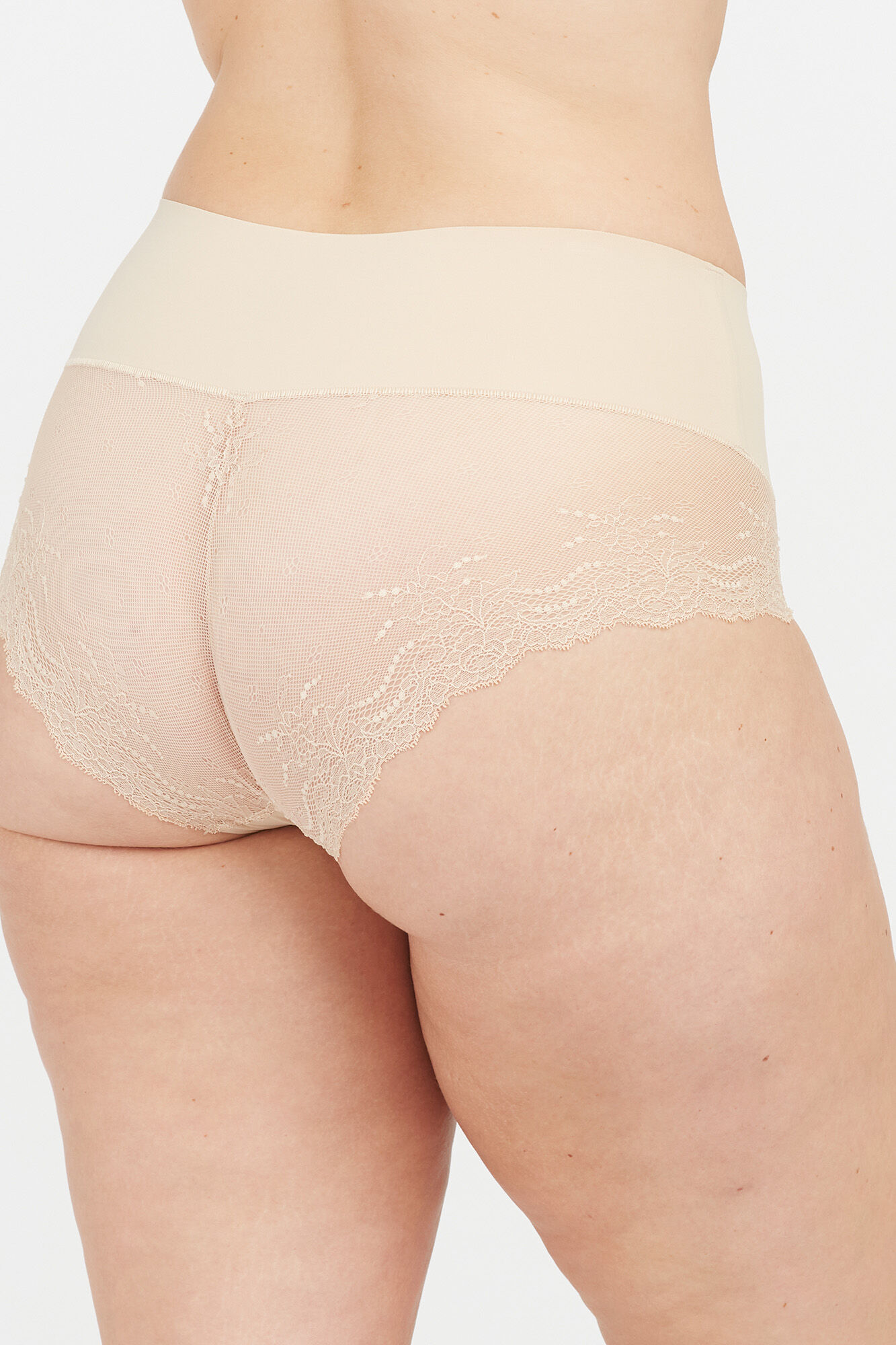 Calcinha modeladora invisível Spanx nude com renda - nude
