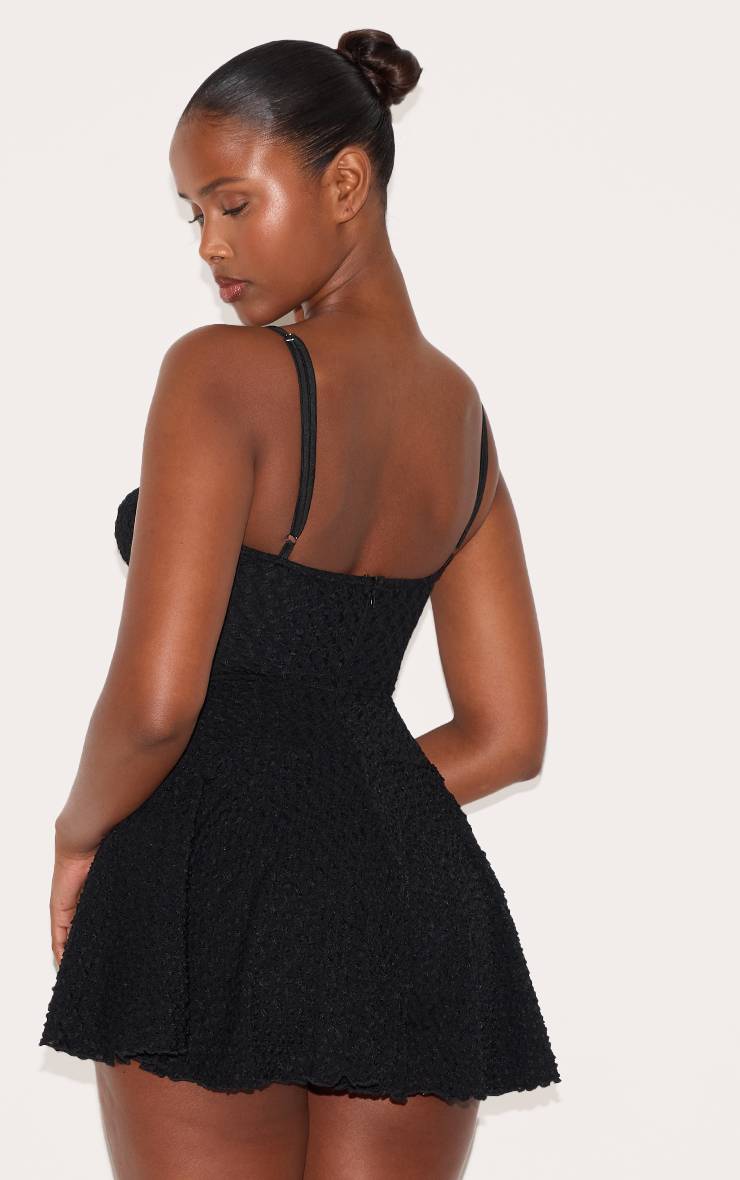 Noir Combi-short Jupe-culotte À Bretelles En Dentelle Texturée Vaporeuse