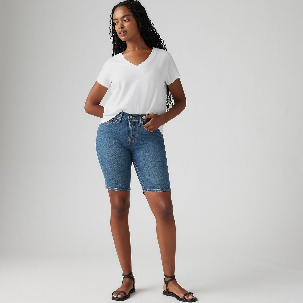 LEVI'S<br>Bermudas Modeladoras