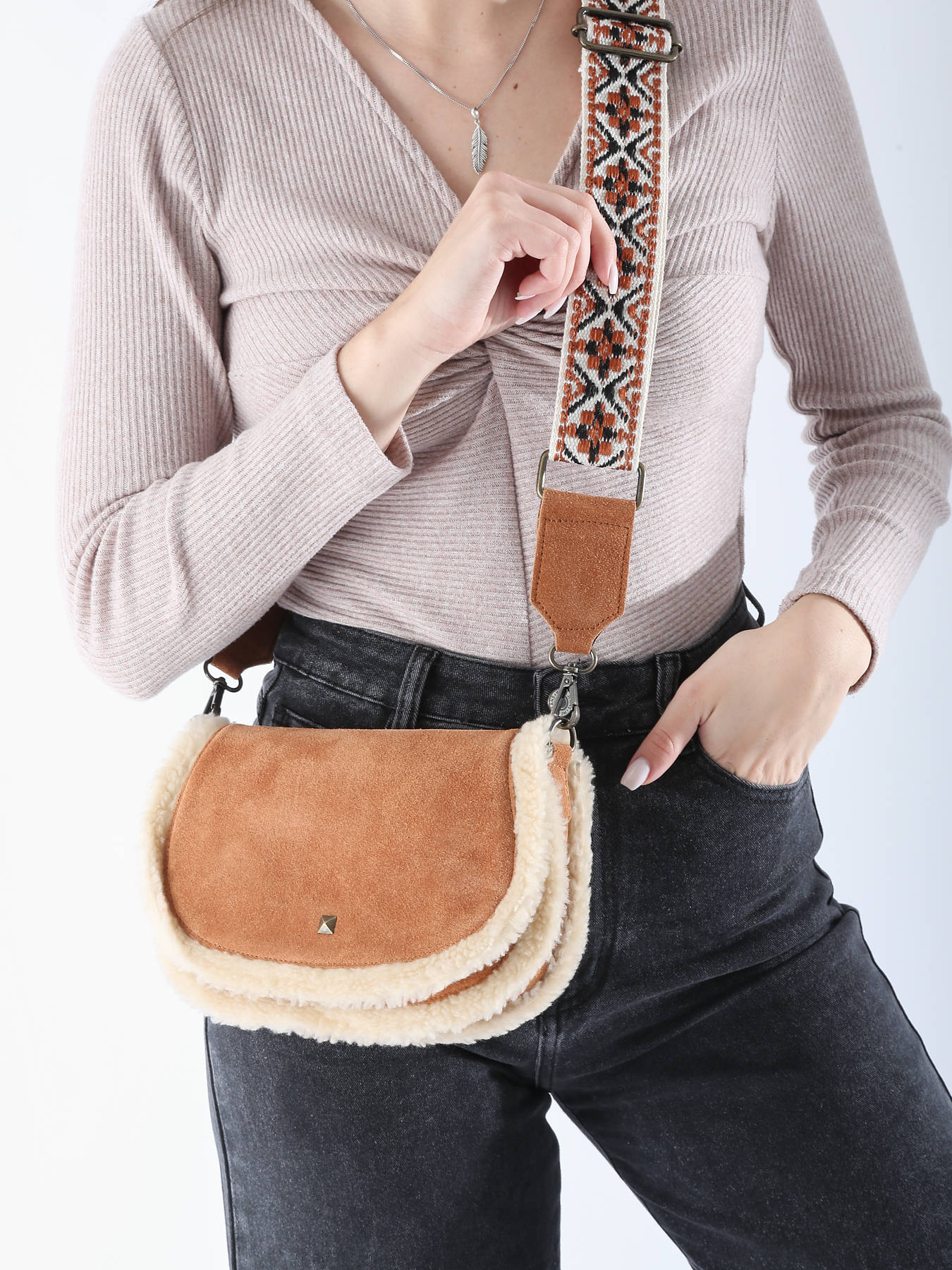 Sac bandoulire Risia cuir PIECES
