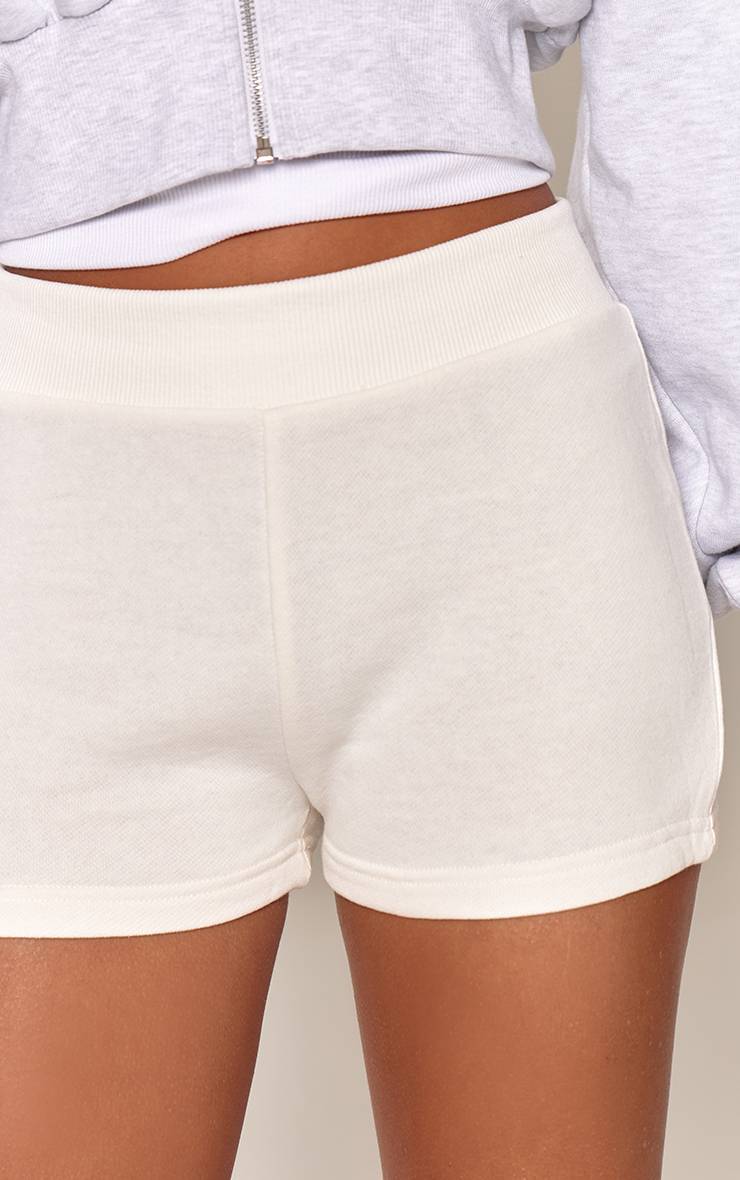 Crème Short Ajusté En Molleton Bouclette