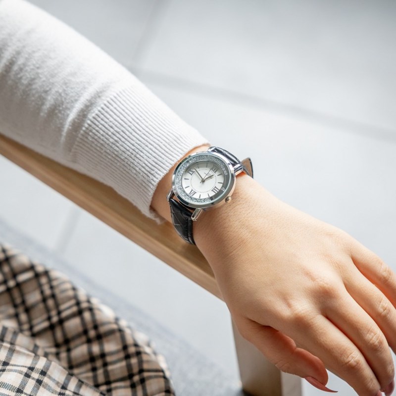 Votre Montre de Femme Noir GIORGIO