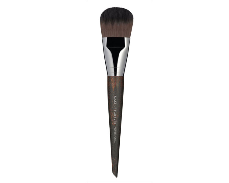 MAKE UP FOR EVER - 108 Foundation Brush - large