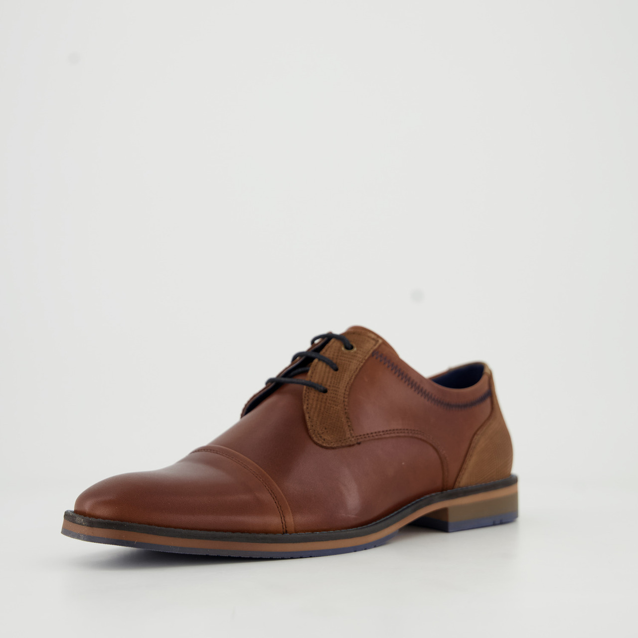 Bull Boxer Caleb Lace up