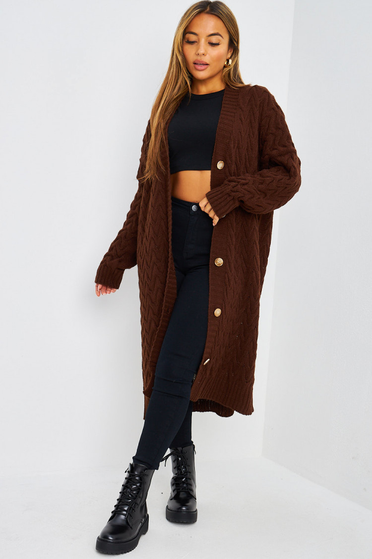 Gilet long marron en mailles torsadées