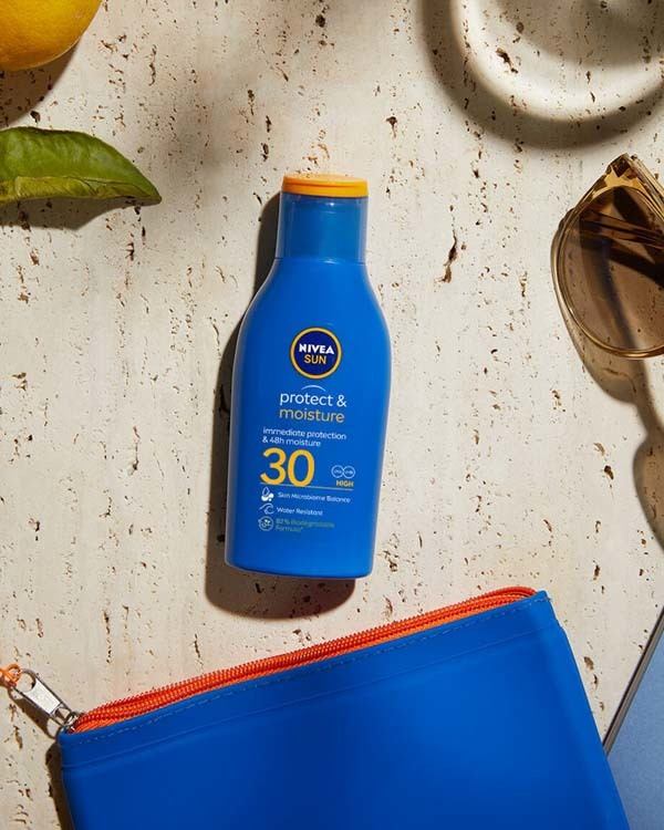 NIVEA Sun Protect & Moisture Lotion SPF30 200ml