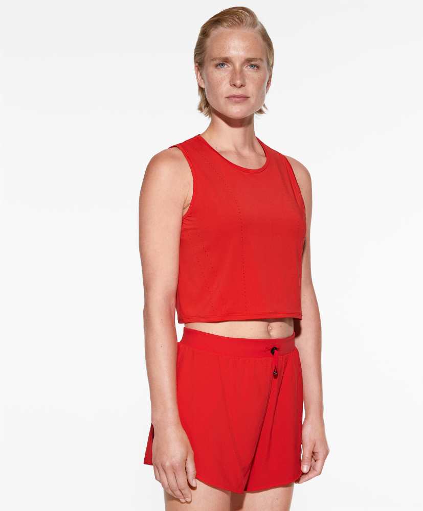 Top cropped sem mangas técnico microperfurado