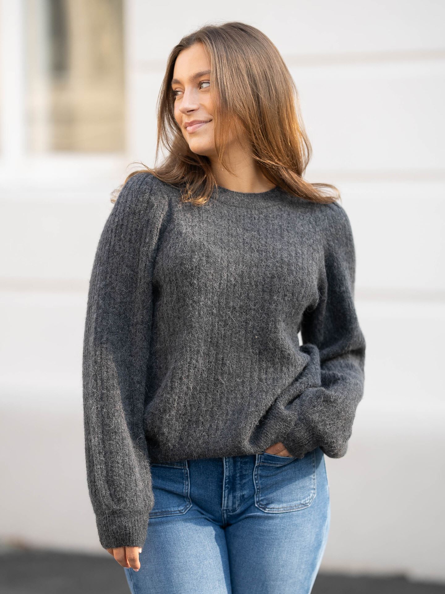 Lulu Long Sleeve Structure Knit O-Neck