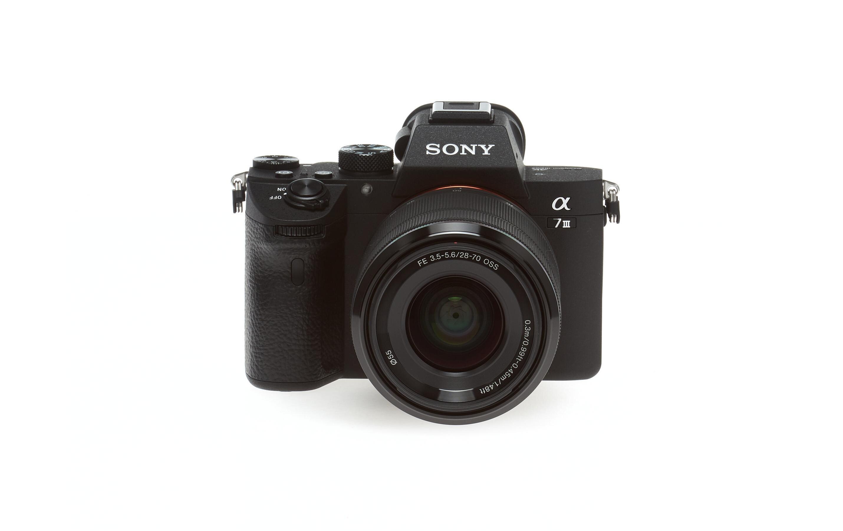 Fotokamera Alpha 7 III Kit 28-70<br>Systemkamera mit voller Kontrolle über den Kreationsprozess