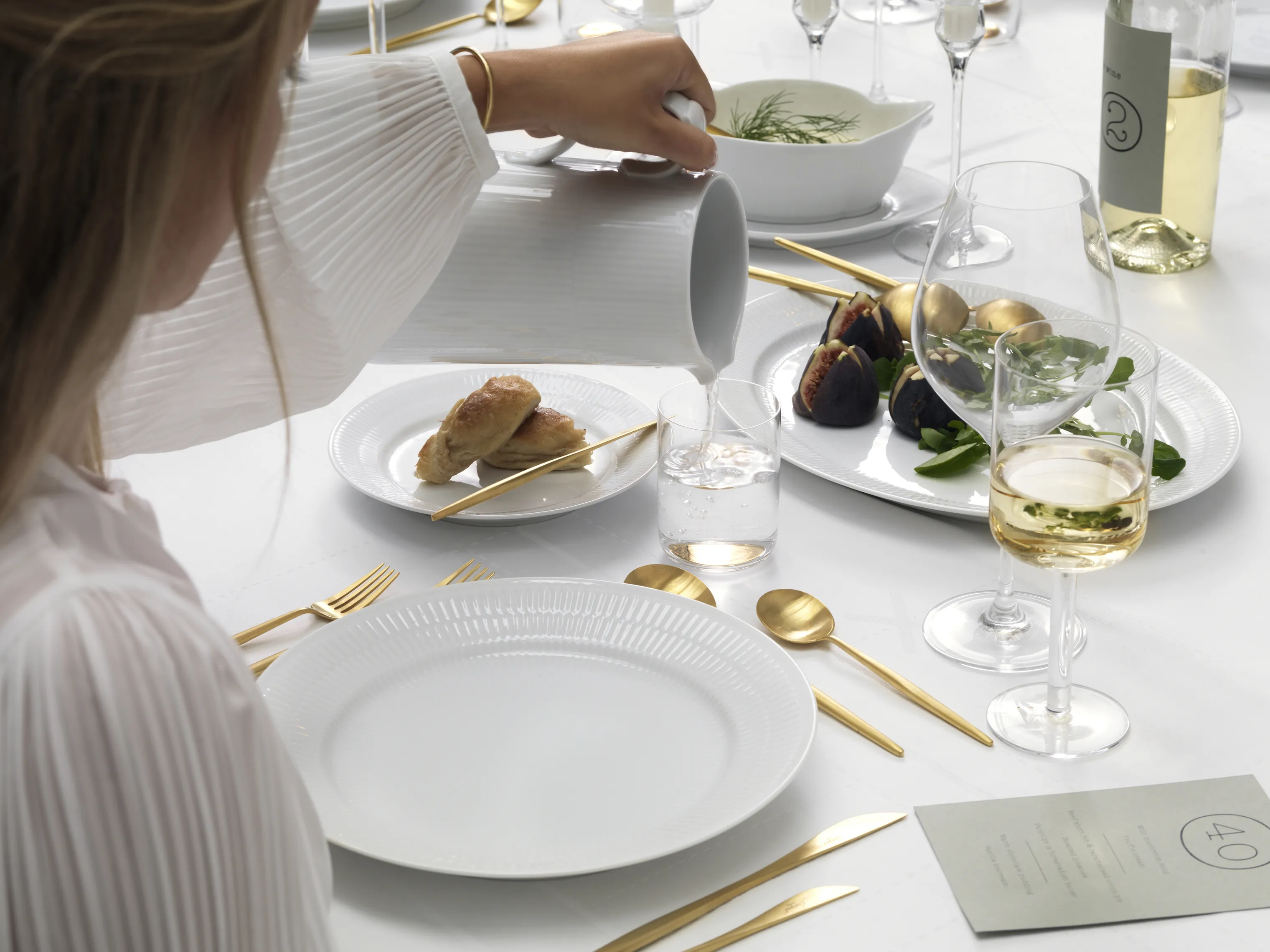 Royal Copenhagen Hvid Riflet Kagetallerken