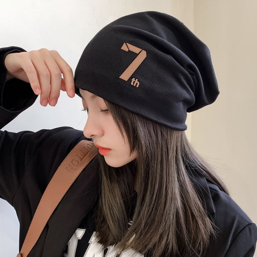 Pompabee - Nummering Beanie