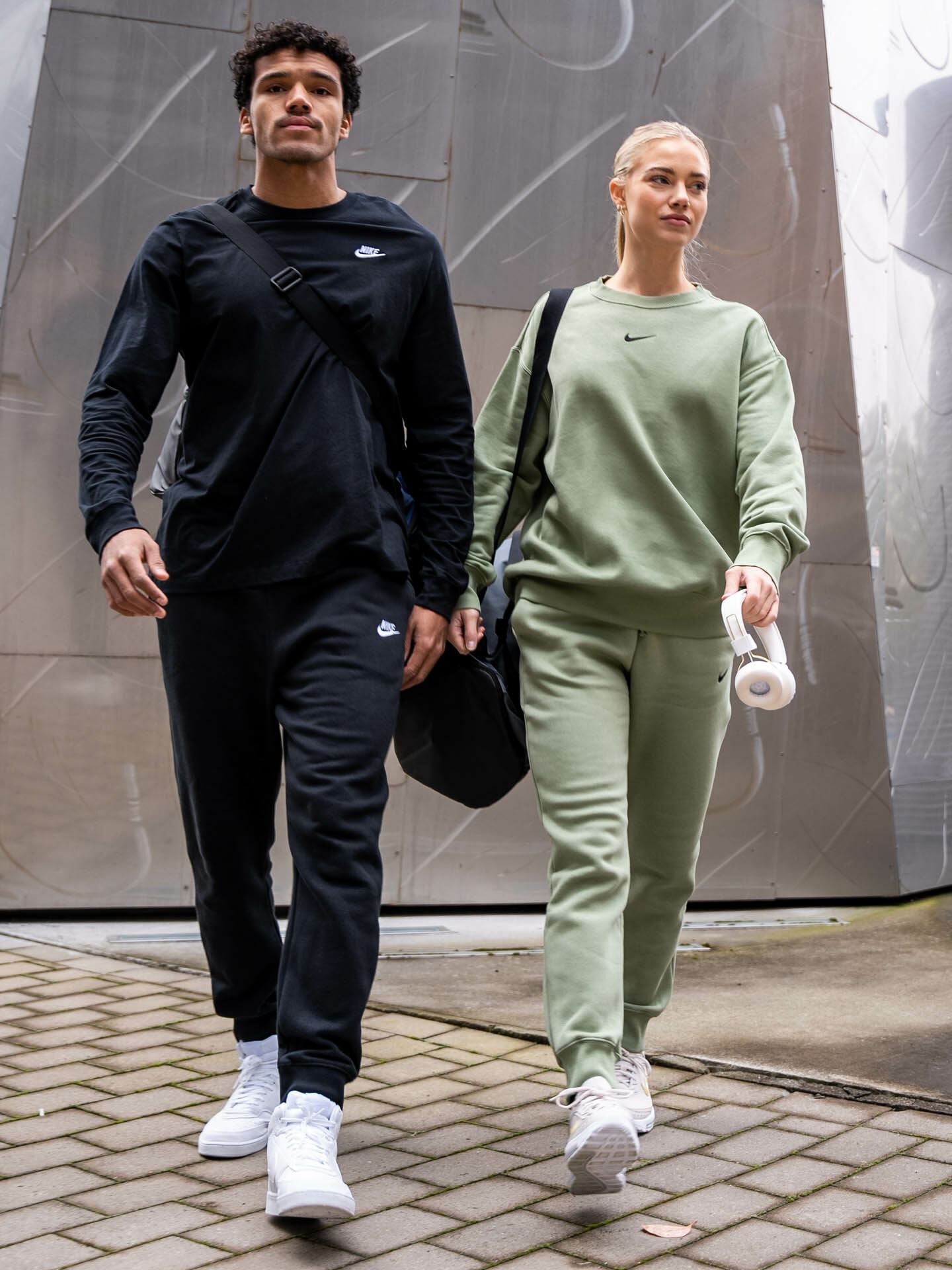 Sportswear Club Long Sleeve Tee