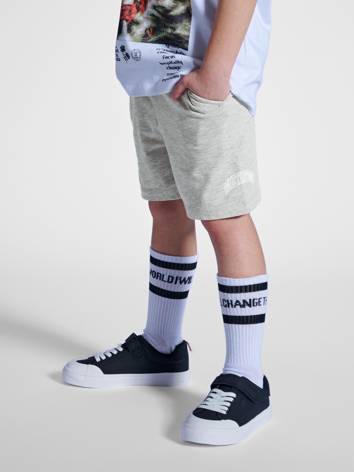 stmOCEAN SHORTS