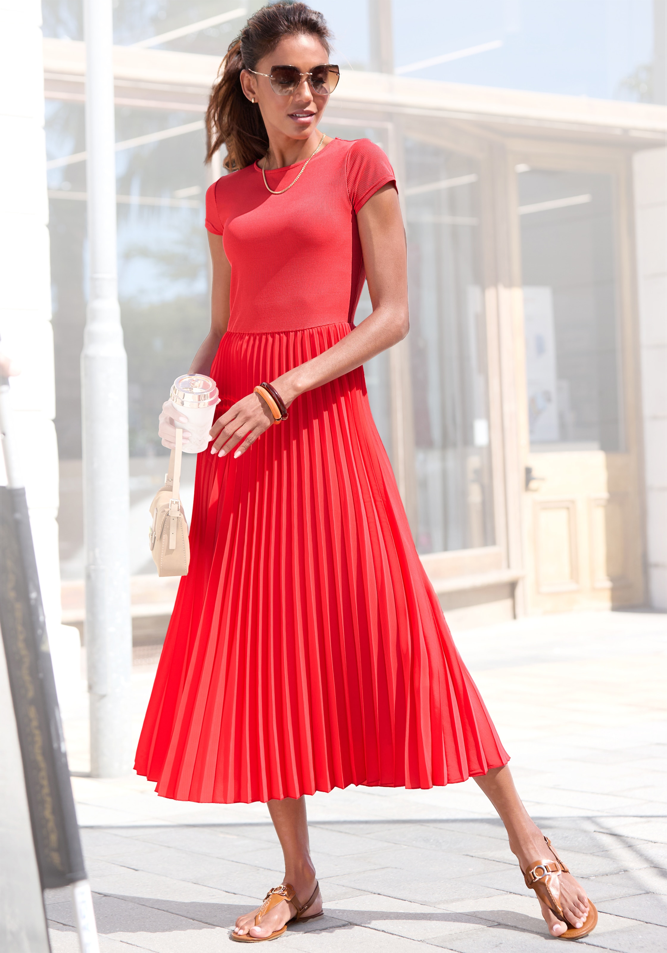 LASCANA Midikleid mit Plisseerockteil, Basic, modisch
