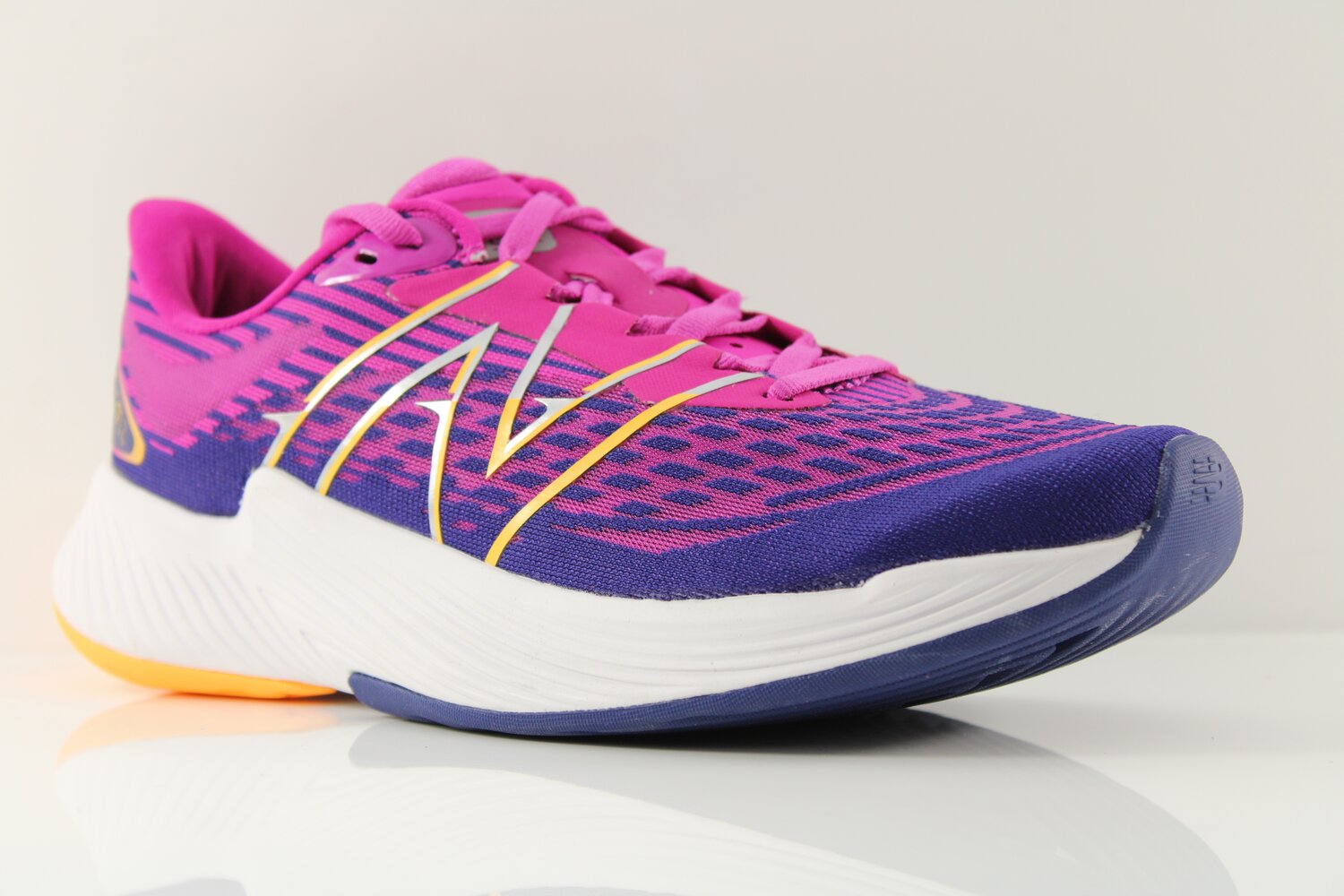 New Balance Fullcell Prism V2