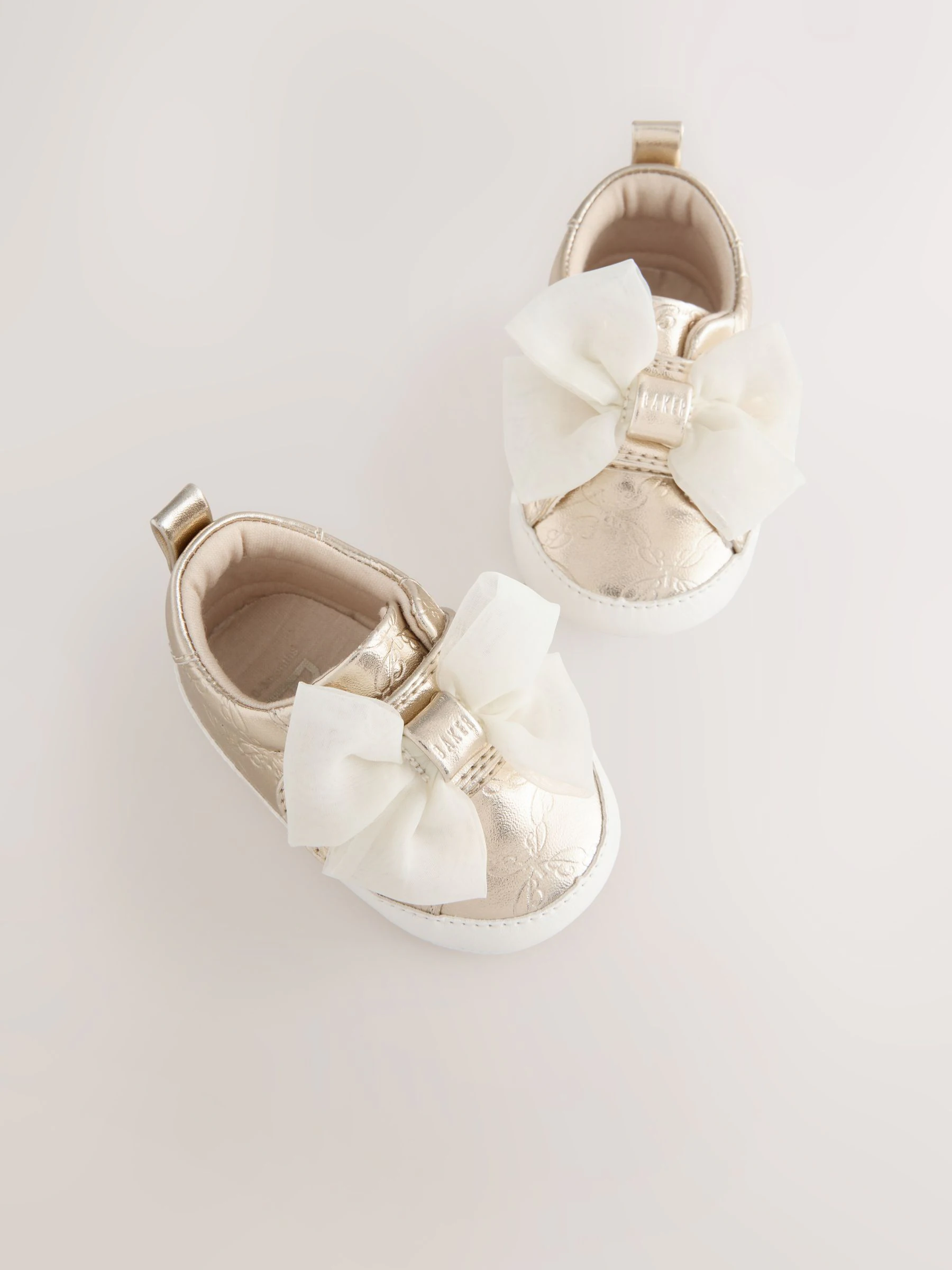 Goud - Baker by Ted Baker - Organza strik Padders trainers voor babymeisjes
