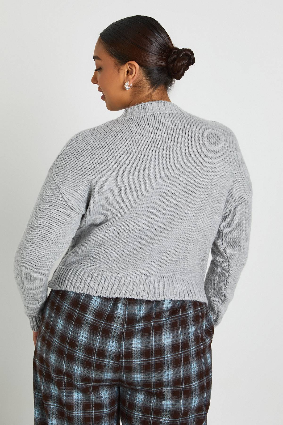 boohoo Plus Crew Neck Button Front Cardigan