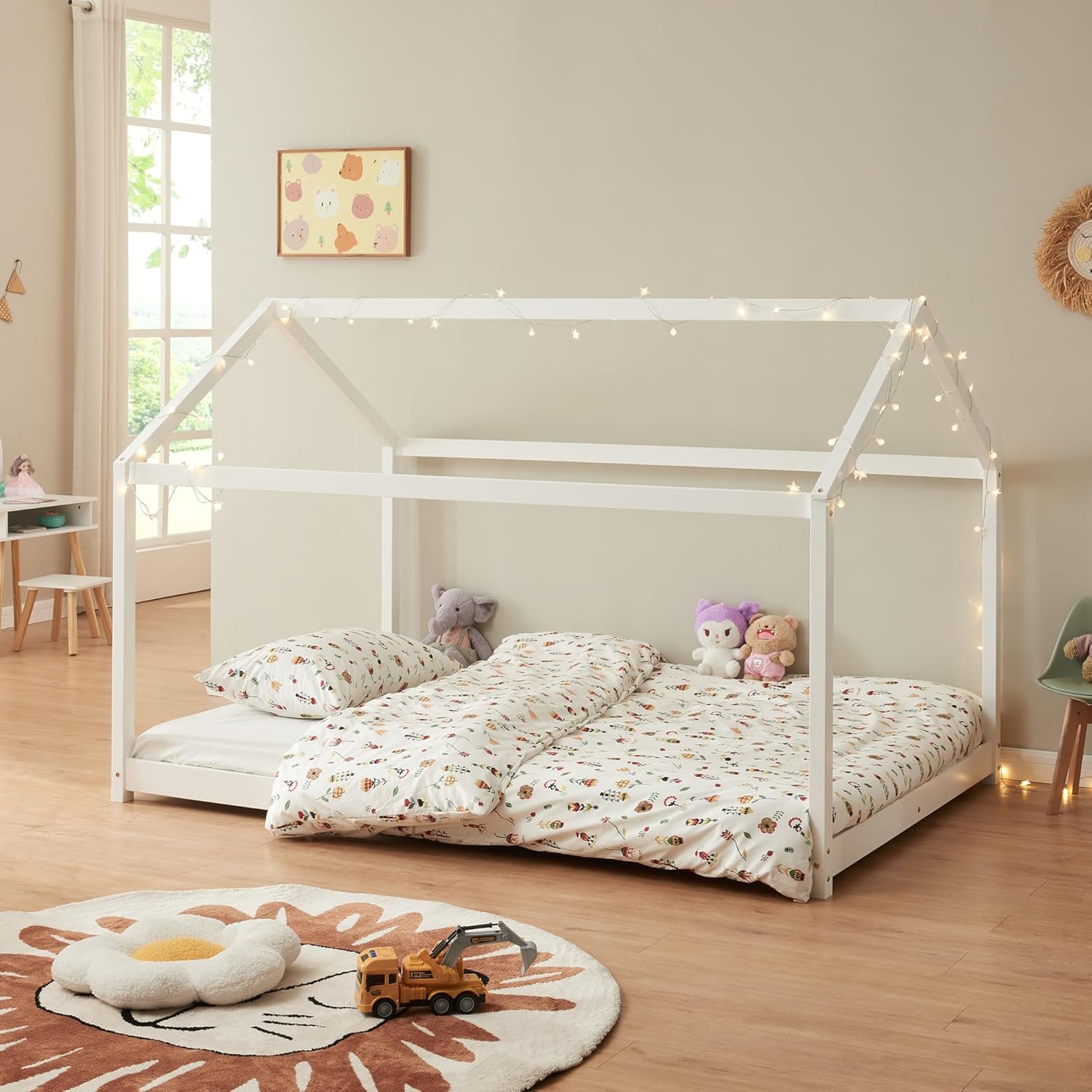[en.casa] Kinderbett Cerro Hausbett Jugendbett Bettenhaus mit Lattenrost Montessori Bett aus massiver Kiefer Bettgestell 140x200cm Weiß