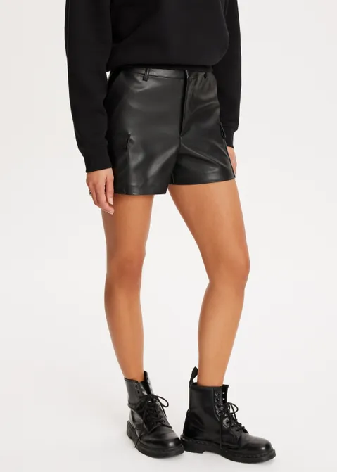 Short van imitatieleer zwart (ZWART)