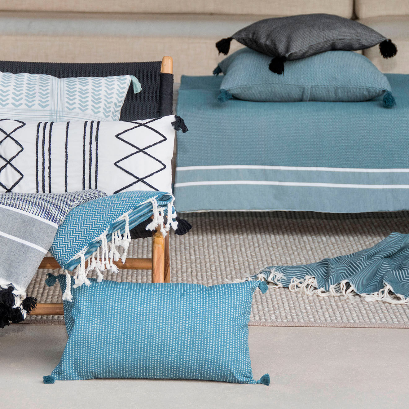 Febronie Housse de coussin Stockholm bleu pétrole - 60x40 cm