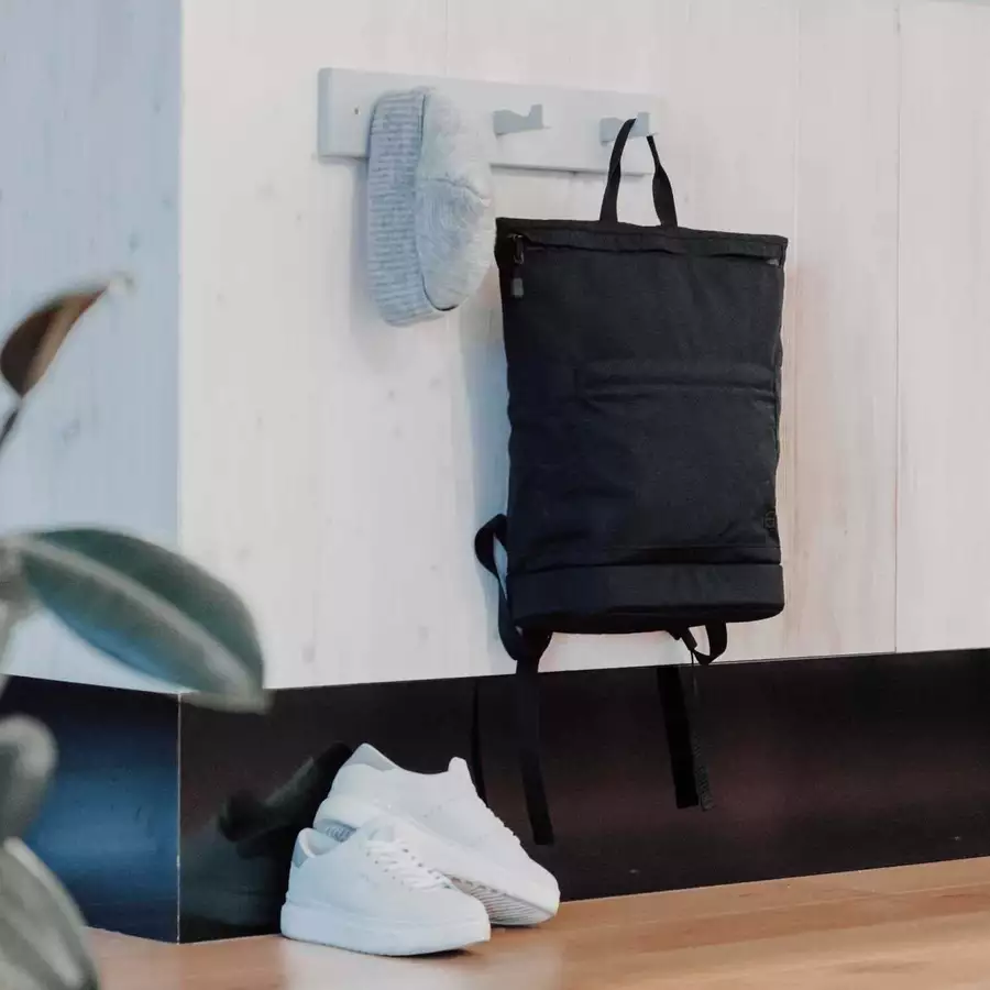 Anna und Oskar Fairer Wickelrucksack Kalle Schwarz