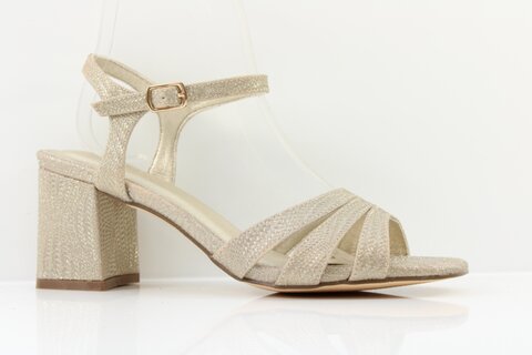 Menbur Sandalen