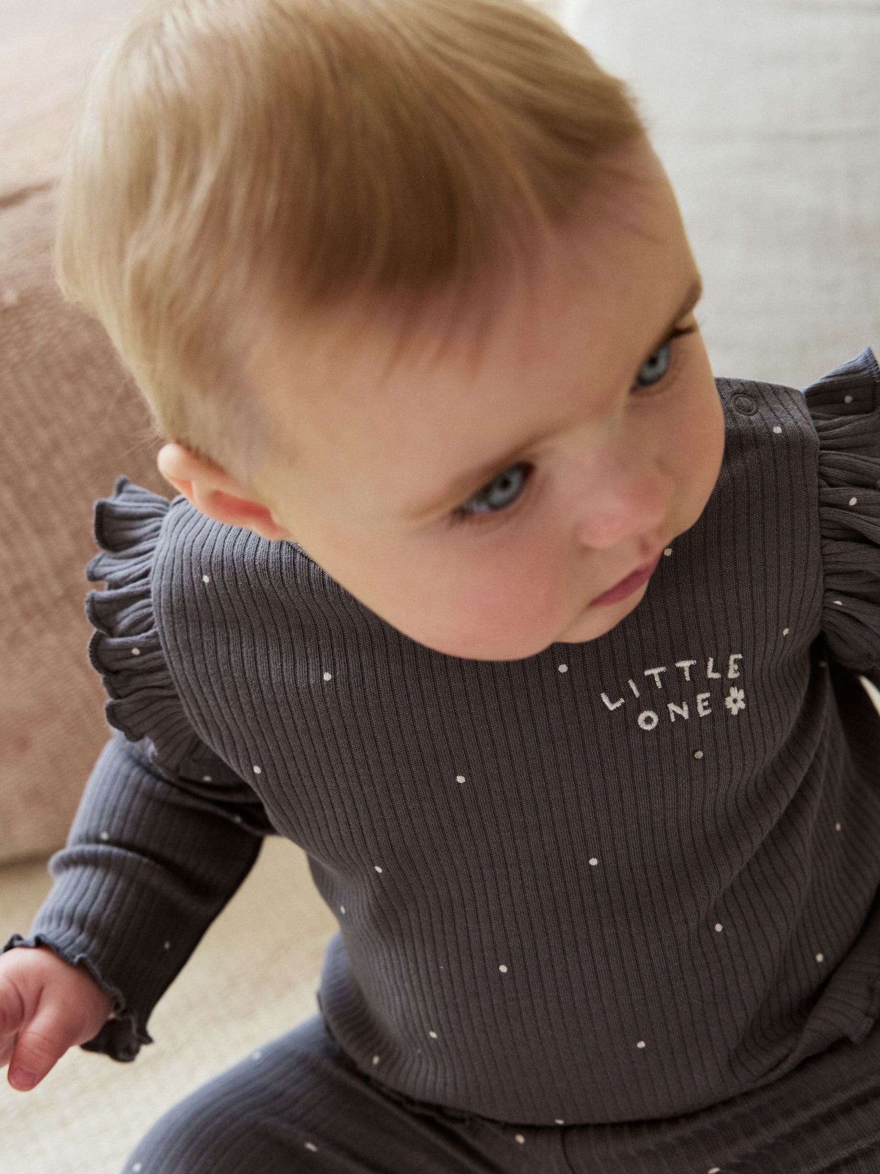 Grijs met bloemen - Babyset van top met Lange mouwen en Leggings met Bodywarmer 3 -delig (0mnd -2jr)