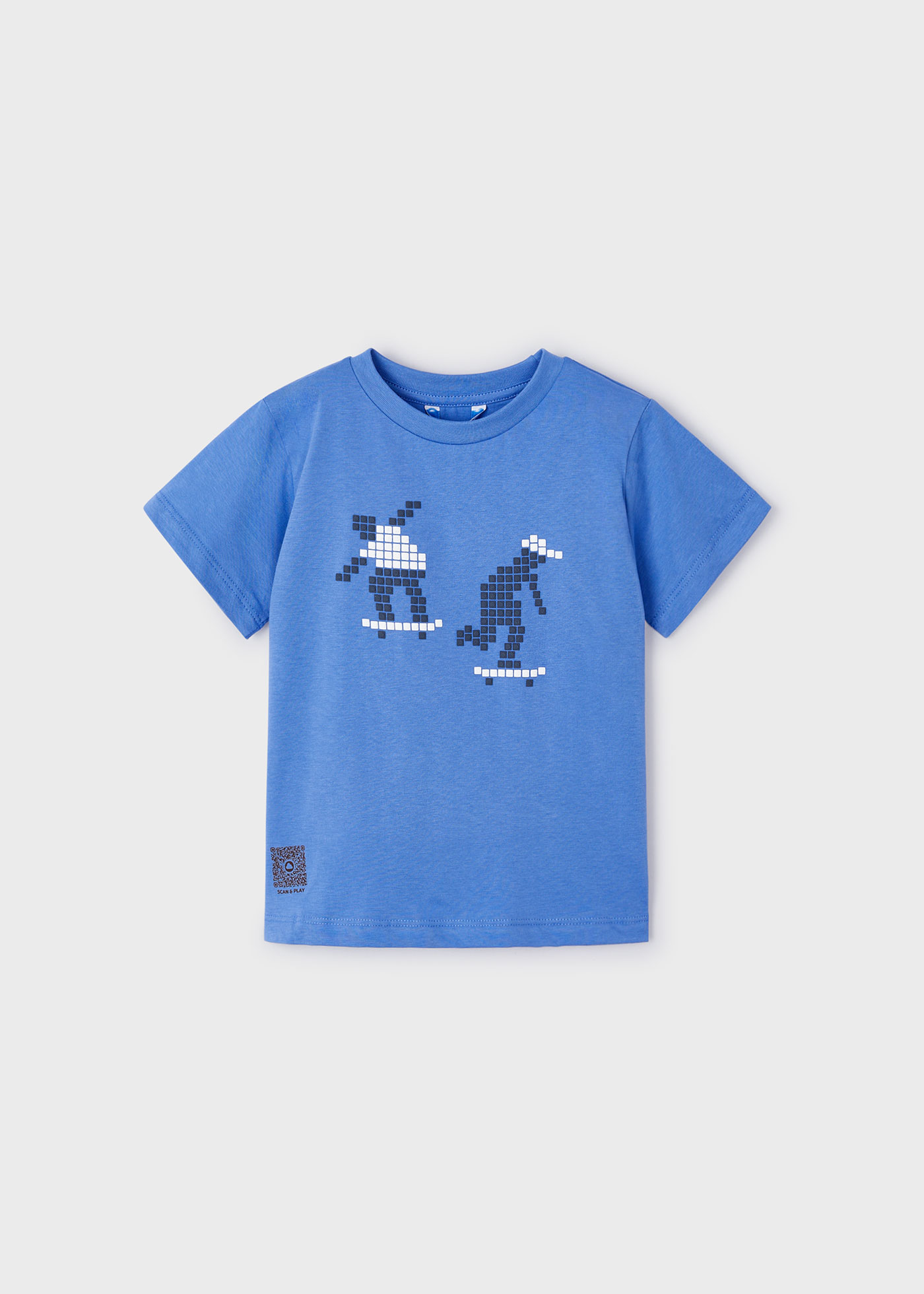 Camiseta interativa Better Cotton com QR Code para meninos, cor páprica.