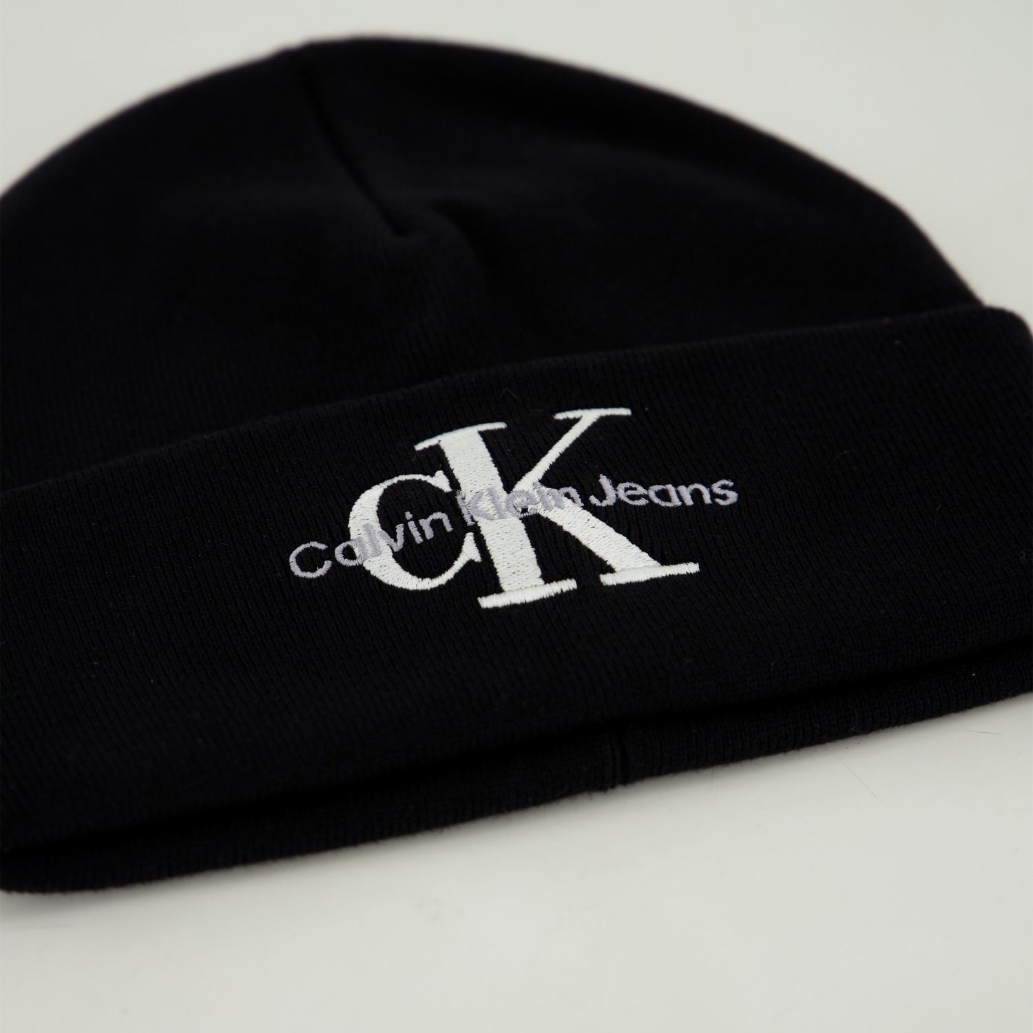 Calvin Klein MONOLOGO EMBRO BEANIE