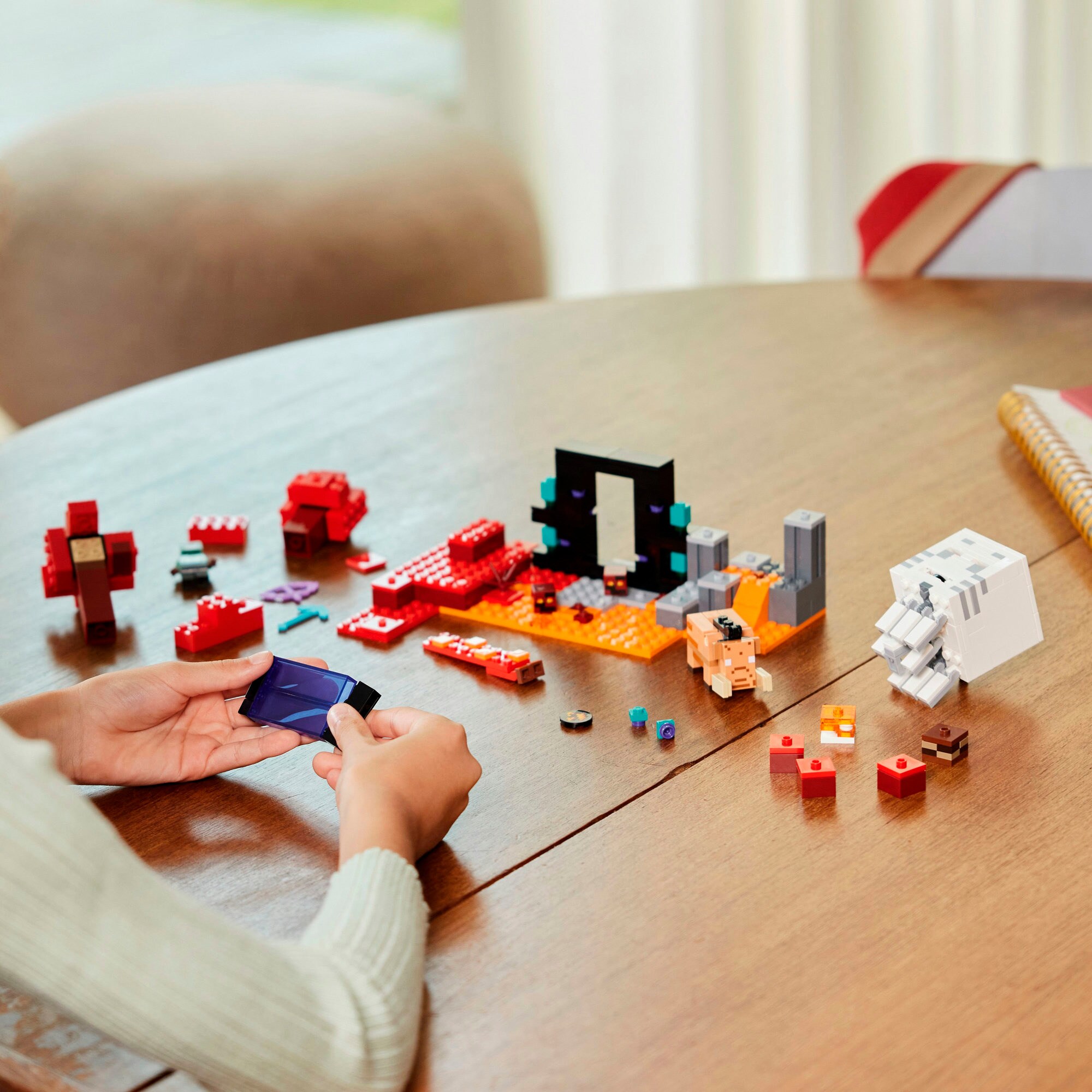 LEGO Konstruktionsspielzeug Minecraft Hinterhalt am Netherportal