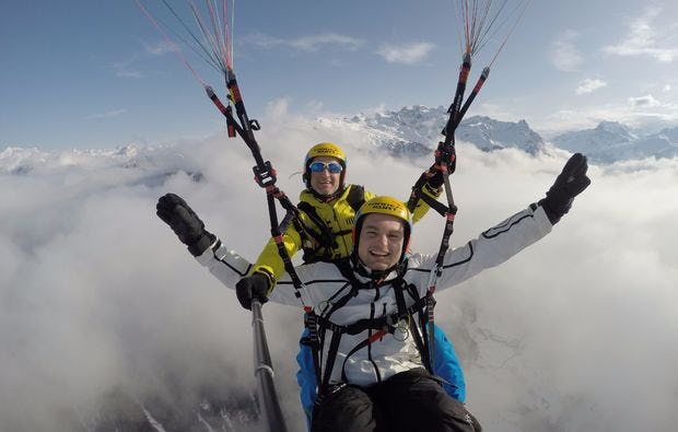 Gleitschirmfliegen in St. Gallenkirchen
