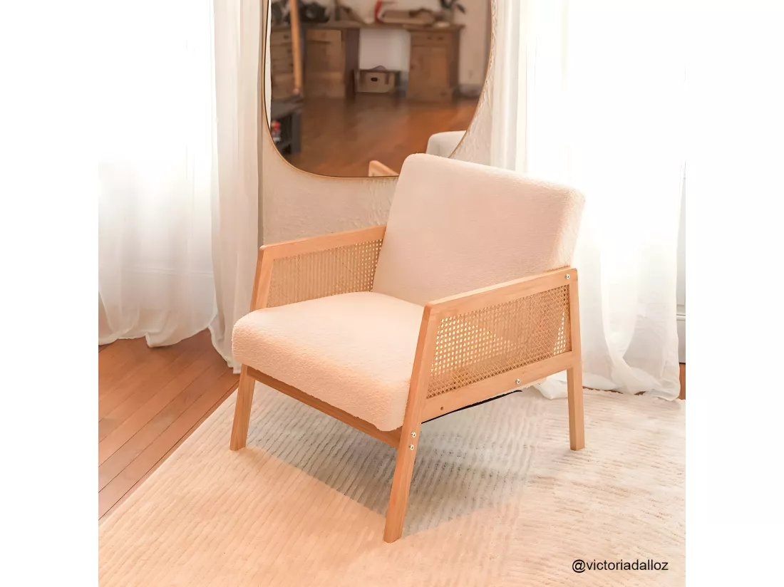 Fauteuil en cannage et tissu bouclé écru - Mani