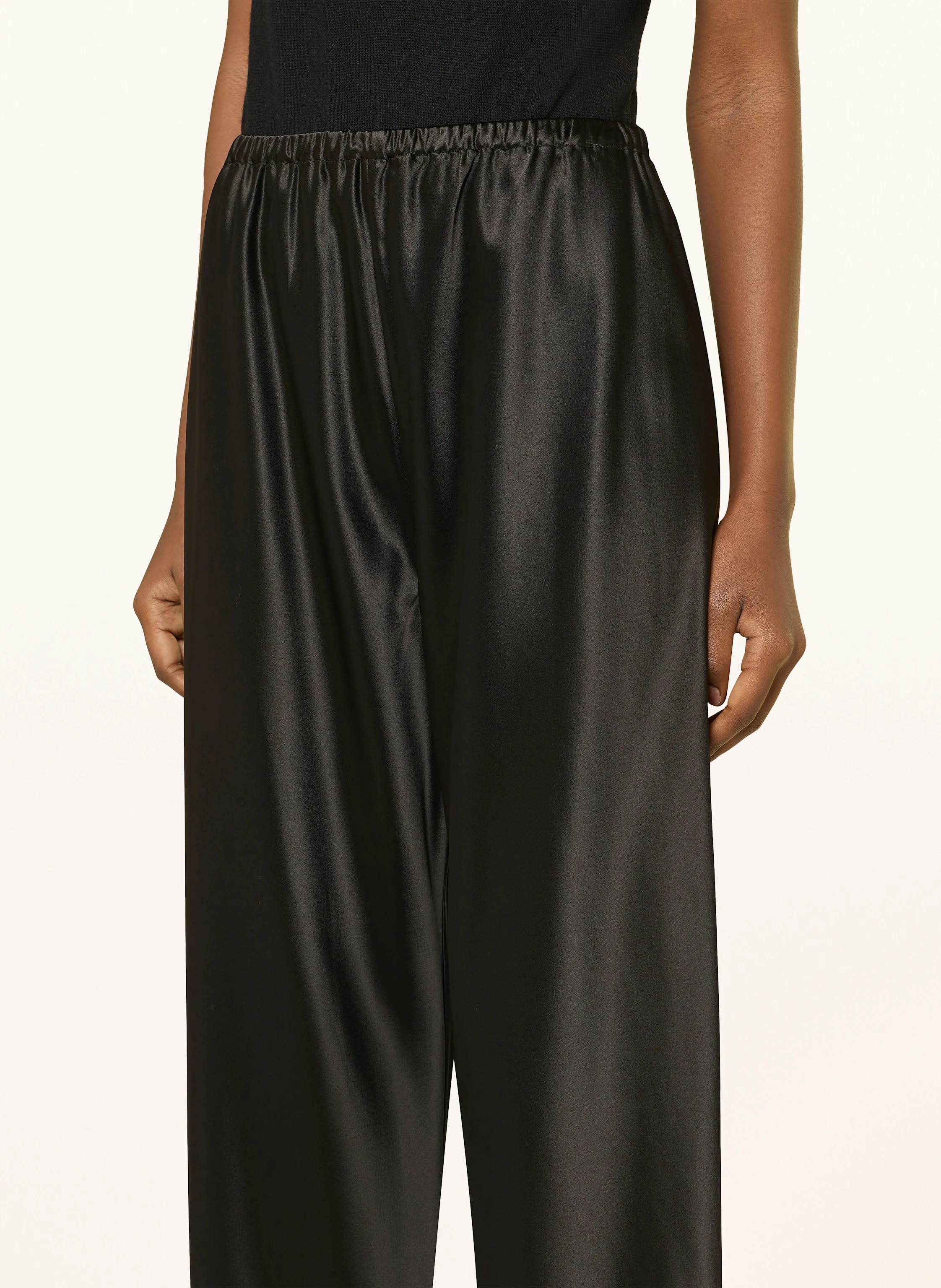 ALMADA LABEL Satinhose BIAS
