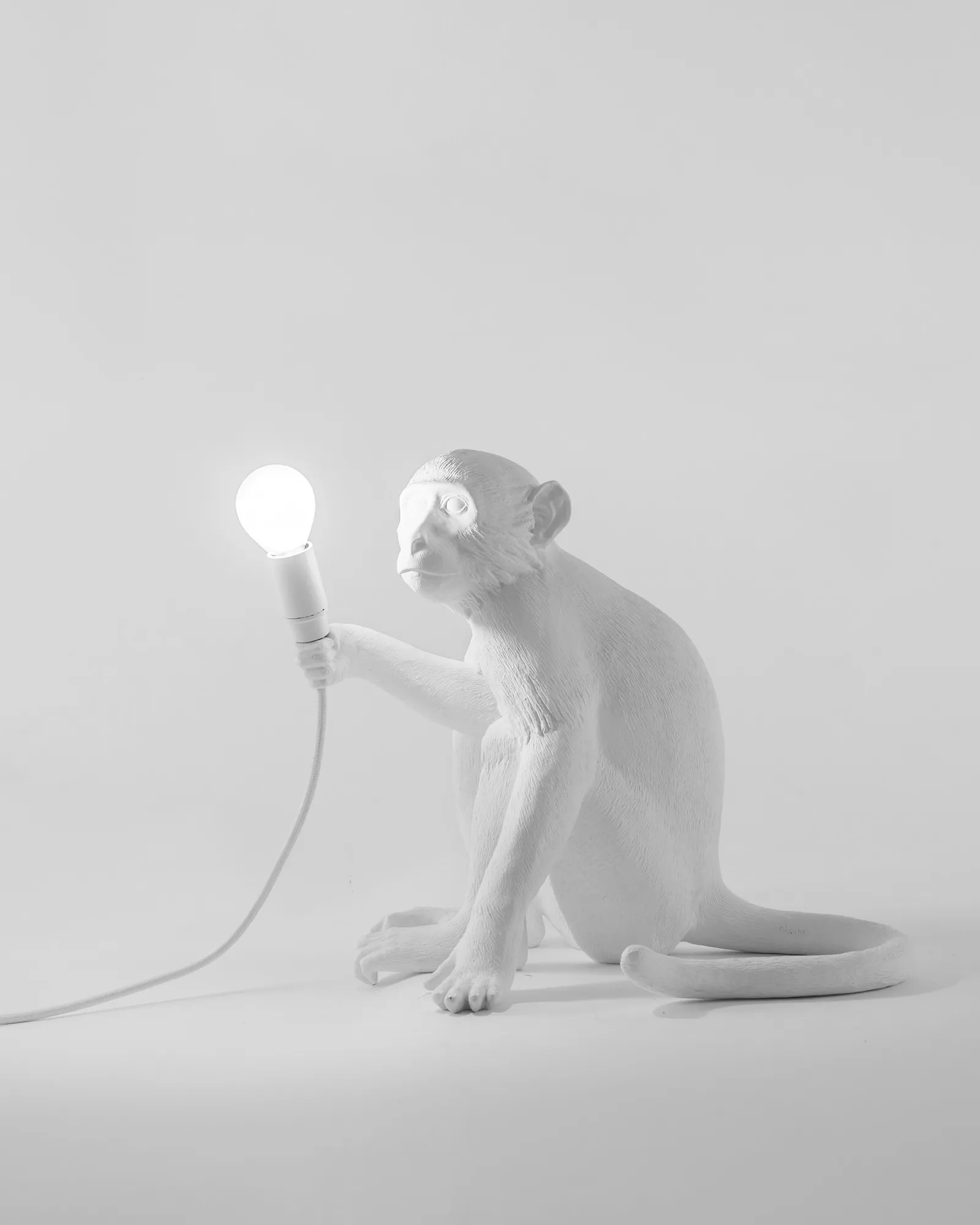 Seletti MONKEY LAMP RESIN LAMP - SITTING - EU PLUG