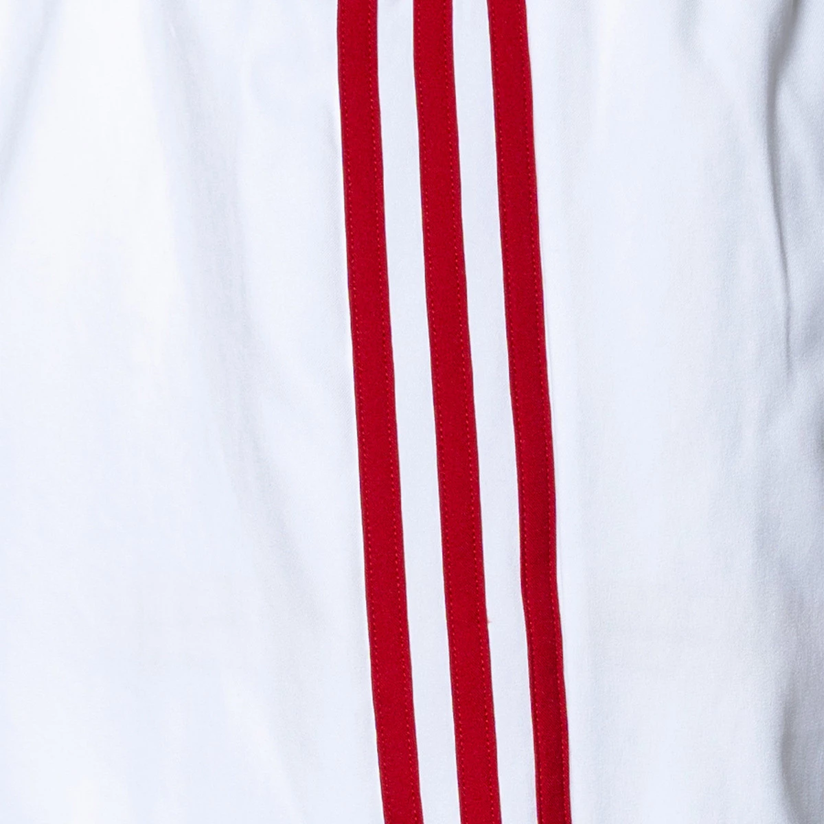 Calções adidas Gimnàstic de Tarragona Primeiro Equipamento 2024-2025