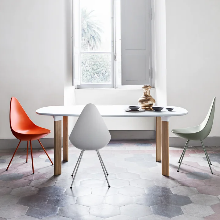 Fritz Hansen - Drop Stuhl, schwarz / schwarz