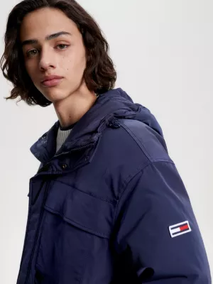 Parka com capuz, acolchoada e com vários bolsos