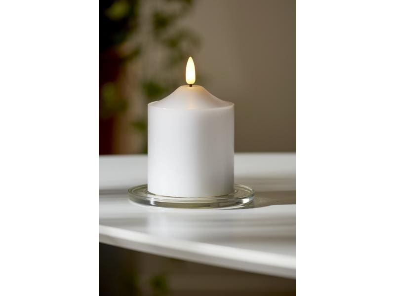 Star Trading LED-Kerze Pillar Flamme Ø 7.5 x 12 cm, Weiss Kerze aus Echtwachs mit LED Leuchte